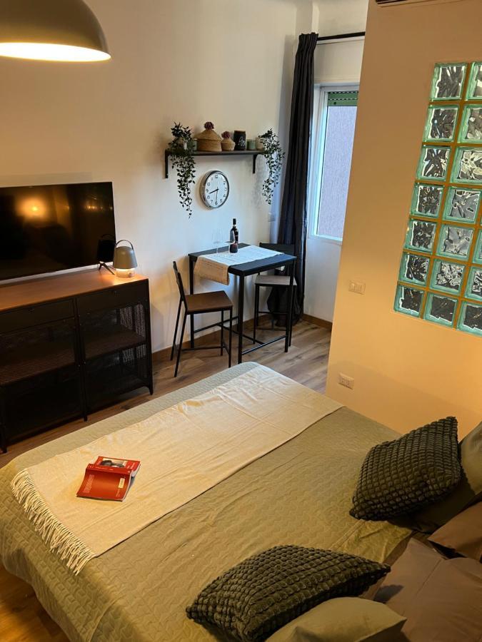 Stylish Apartment 3 Km Away From Duomo - Netflix, Wi-Fi, All Comforts Included Milano Ngoại thất bức ảnh